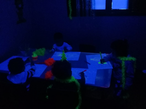 Neon.png