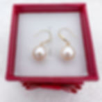 hook pearl earrings white