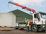 hire-crane-lorry-front-mount-remote-in-action-03-Large.webp