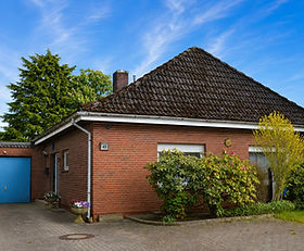 Charmanter Bungalow mit ausgebautem Dachgeschoss in ruhiger Lage