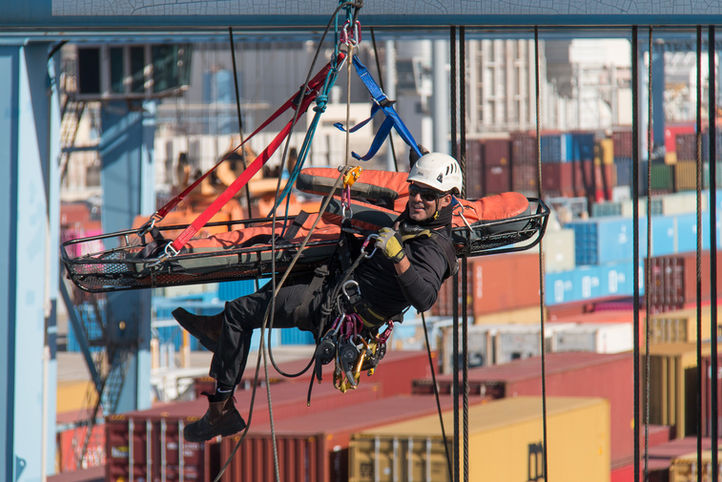 דוגמה לצילום תדמית, תרגיל חילוץ נמל אשדוד, מיתוג ואווירה על ידי הצלם כפיר ולר