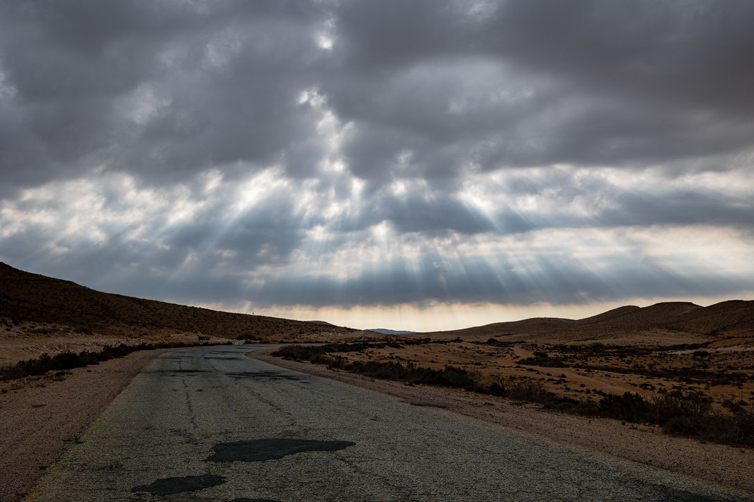 צילום כביש משובש, סדנת צילום מינימליזם מדברי, כפיר ולר, צלם ומדריך צילום