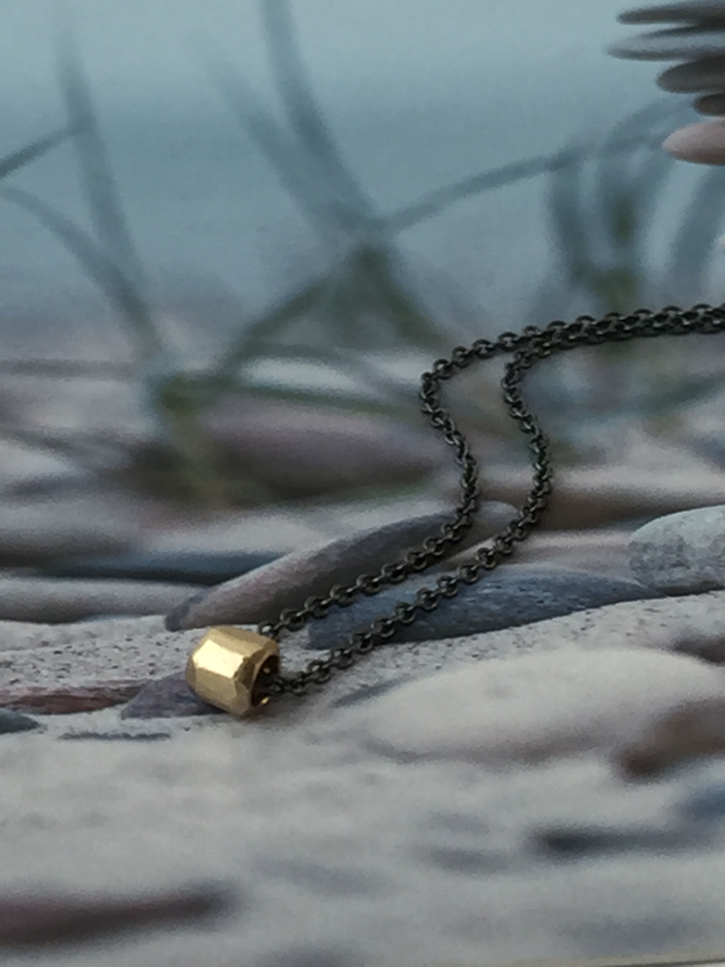 GOLD ROCK pendant