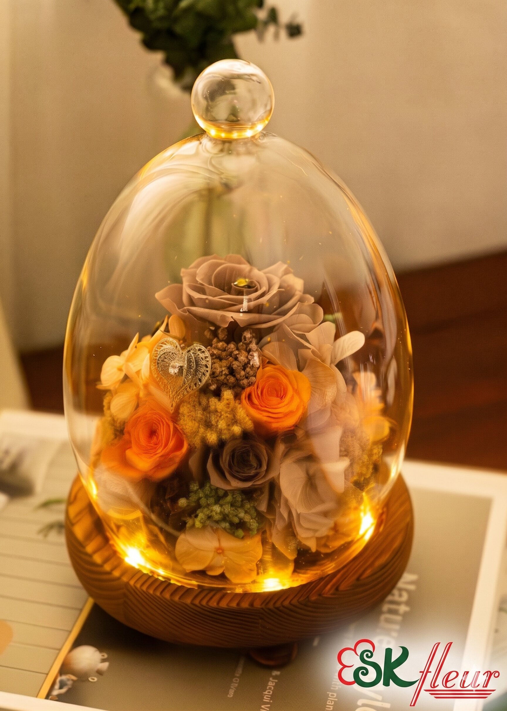 Preserved Flowers Dome - Brown Gray Rose in Glass