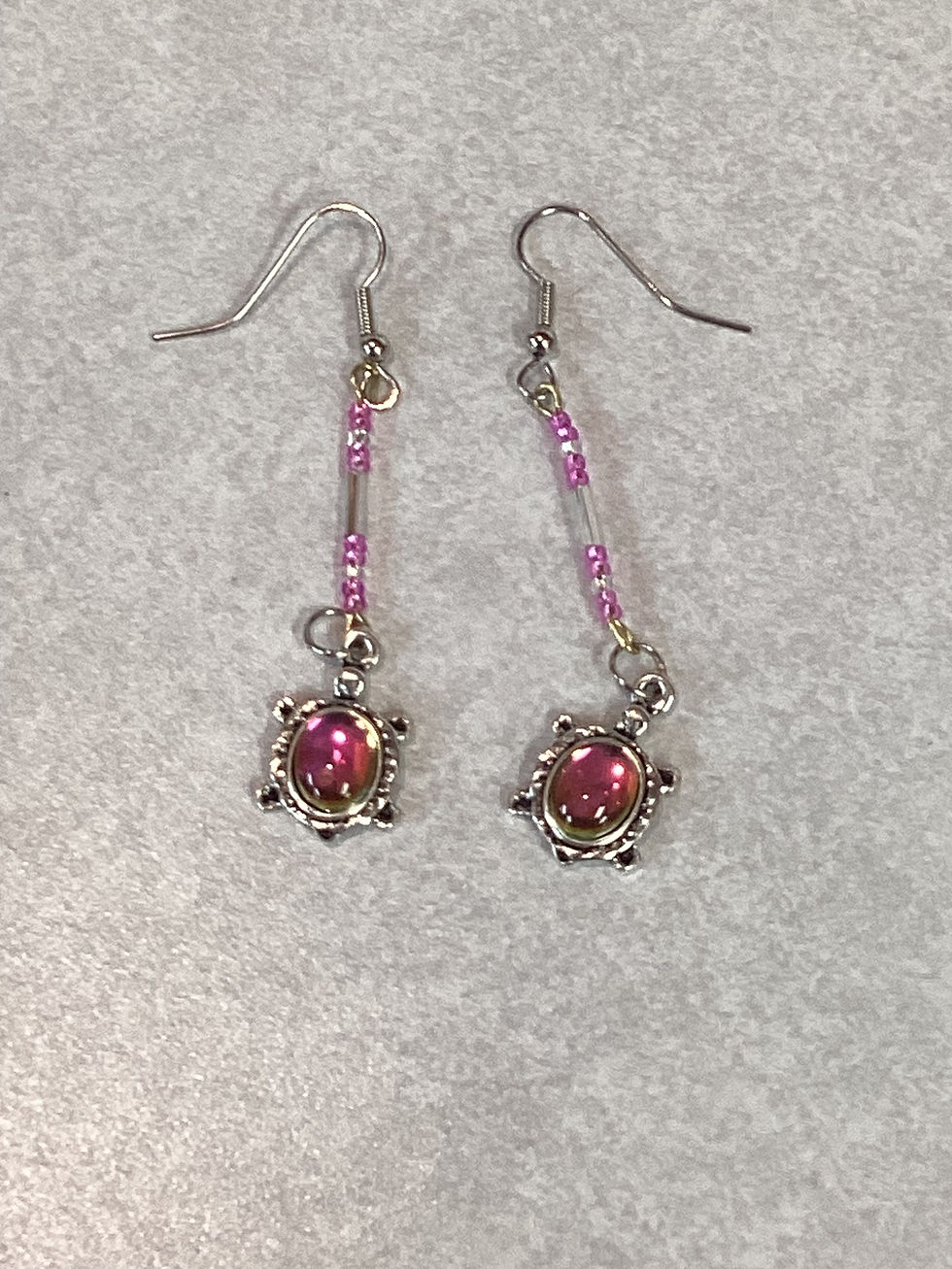 Thumbnail: Beaded earrings by Daphne Beardy 