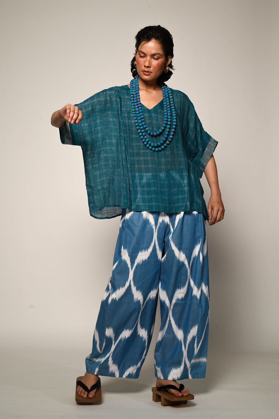 Thumbnail: Jaal Linen Box Top | teal & silver zari