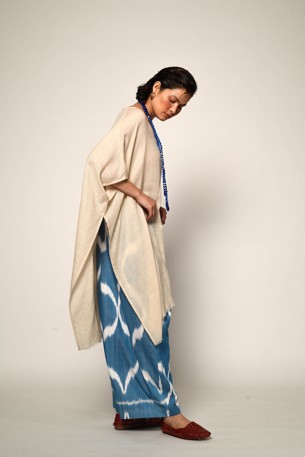 Thumbnail: Pashmina V-neck Poncho | ivory