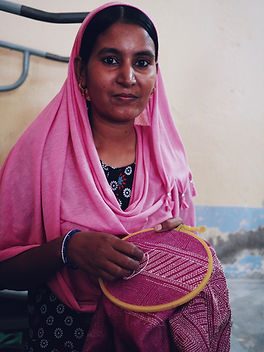 Nakshi kantha artisans-004.JPG