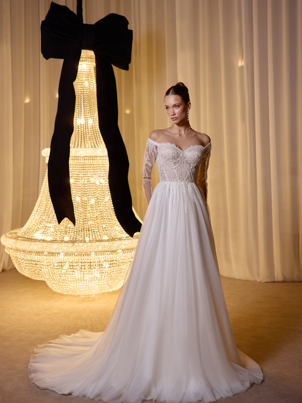 Bridal gown CH-22 at Cayla&rsquo;s Bridal Boutique