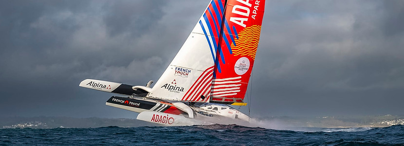 Trimaran Ultim Adagio French Touch Oceans Club, course au large