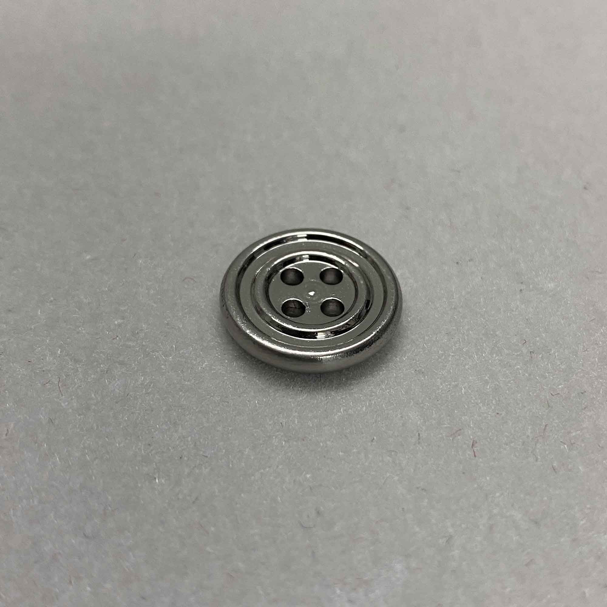 Decorative Metal Fitting for Bags, Wallets and Fashion Accessories