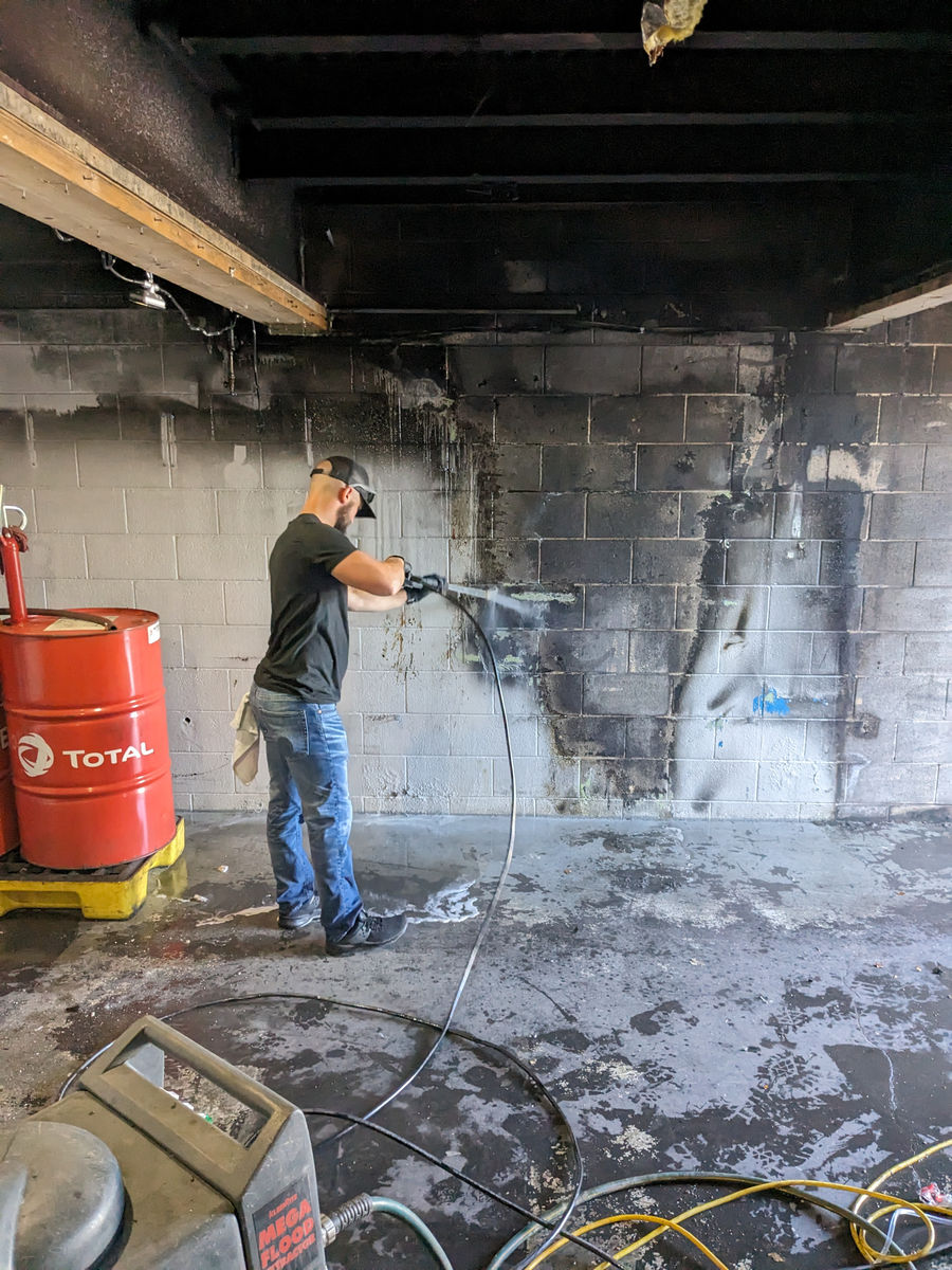 KW Construction and Restoration