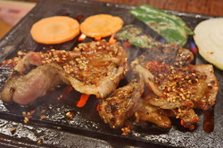 公式 焼肉ジンギスカン つるや