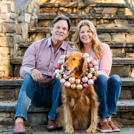 Holiday Family Photos in Downtown Belmont, NC at Stowe Park & Main Street