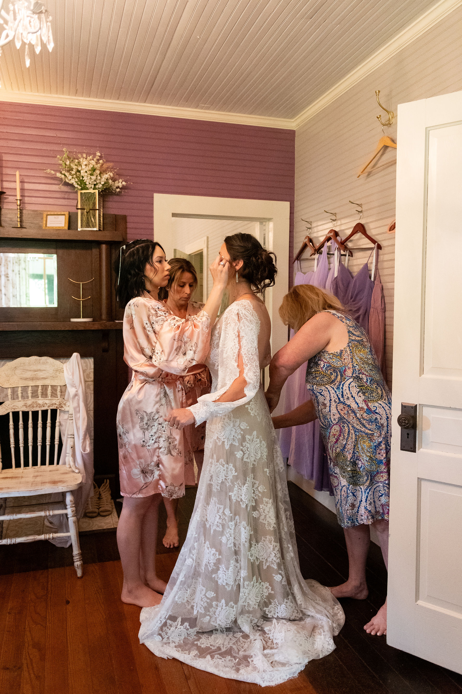 Rustic Summer Wedding at The Farmhouse Siloam in Mount Airy, NC | Charlotte Event Photographer