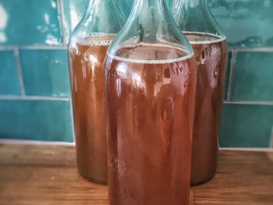 ABOUT KOMBUCHA ~ The probiotic-filled soda!