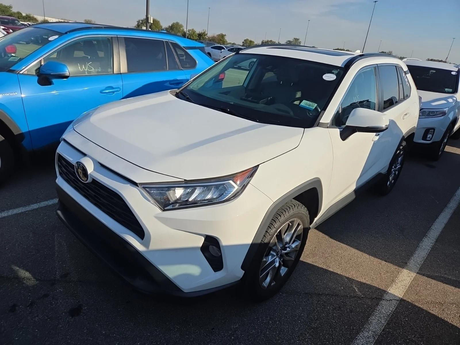 2019 Toyota RAV4 XLE Premium