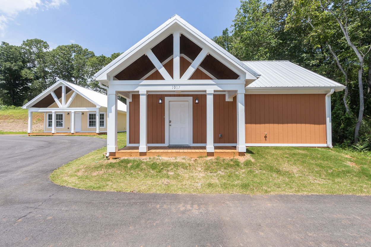 1017 Cabins at Lake Hartwell