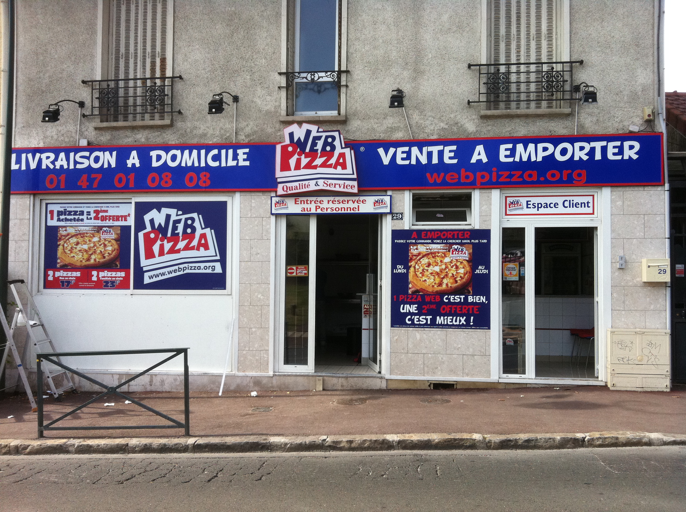 décors de vitrine + enseignes