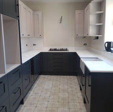 Kitchen unit fitter