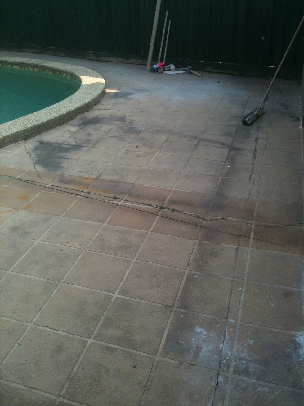 sandstone crazy paving before 2