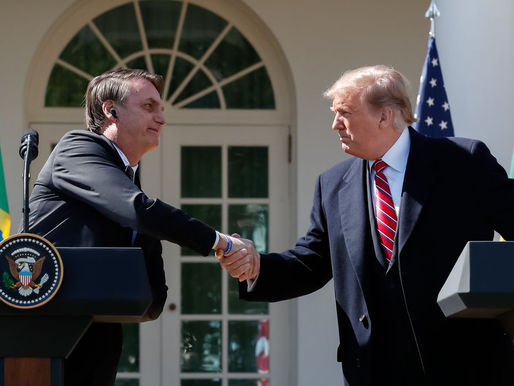 Feeley afirma que Trump se afastou de Bolsonaro porque detesta perdedores