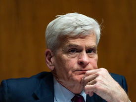 Cassidy tem elevado o tom das críticas contra a administração Trump