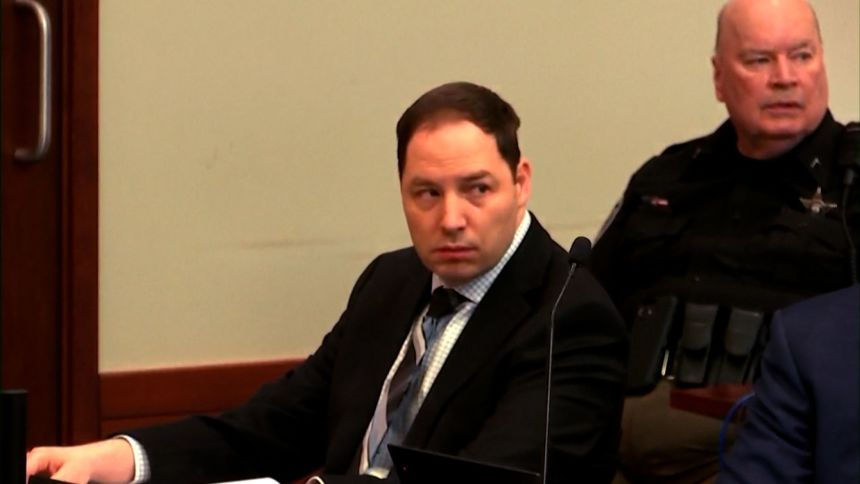 Banfield negou o crime e sustentou versão de que "tentou salvar a sua mulher"