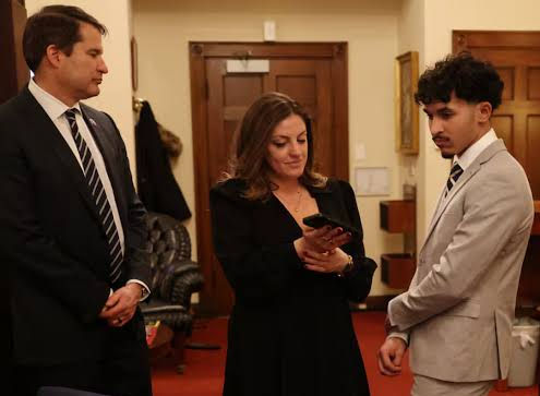 Marcelo acompanhou maior parte do discurso de Trump  no gabinete do deputado de Massachusetts