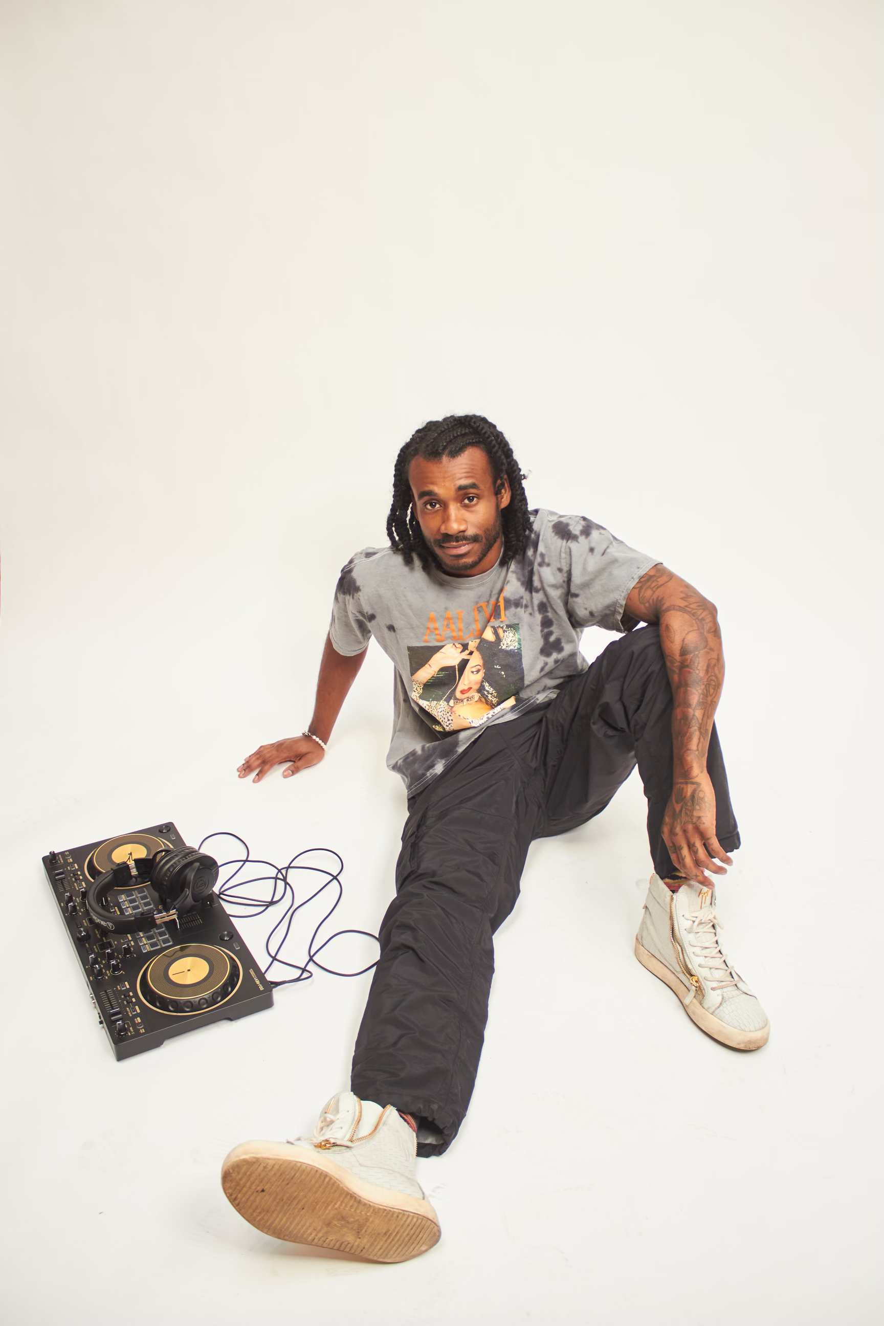 Writer: DJ Stoasta