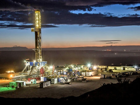 Aumentaron en julio la producción y exportación de gas y petróleo