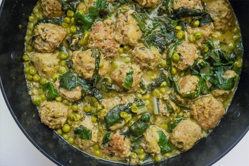 Beef & Leek meatballs in lemon sauce with peas