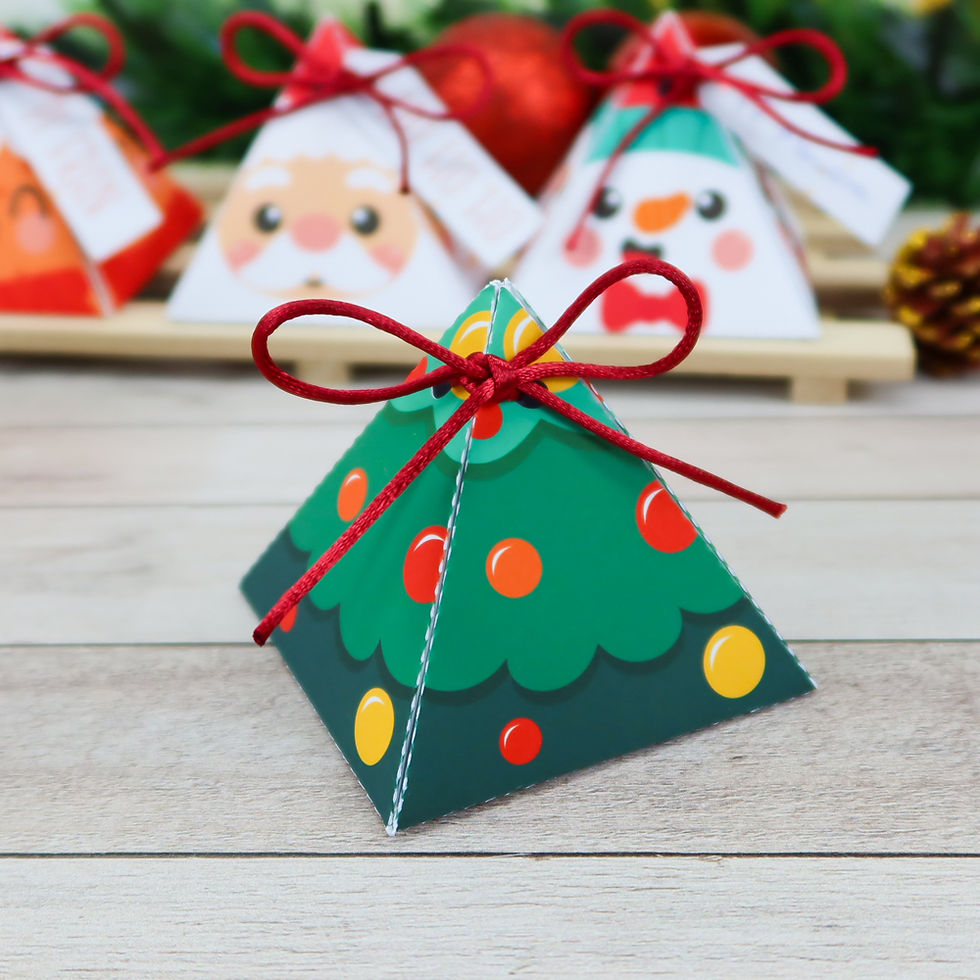 Miniatura: Caixinha Pirâmide Natal Personalizada Fenix Design Studio