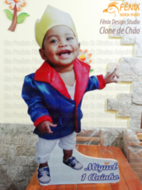 Totem em Tamanho Real Foto ou Personagem MDF 70 cm Fenix Design Studio