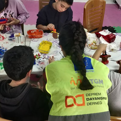 Çocuk ve Genç Çalışmaları
