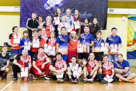 Новогодний турнир по бадминтону состоялся в поселке Агинское