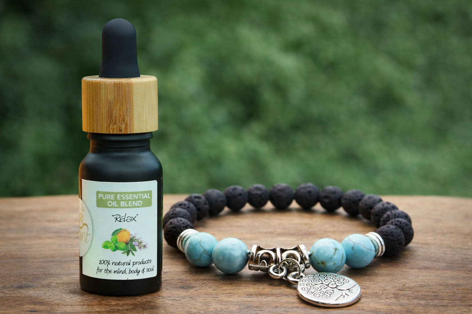 Blue Howlite & Tree of Life Lava Stone Bracelet + 'Relax' Essential Oil