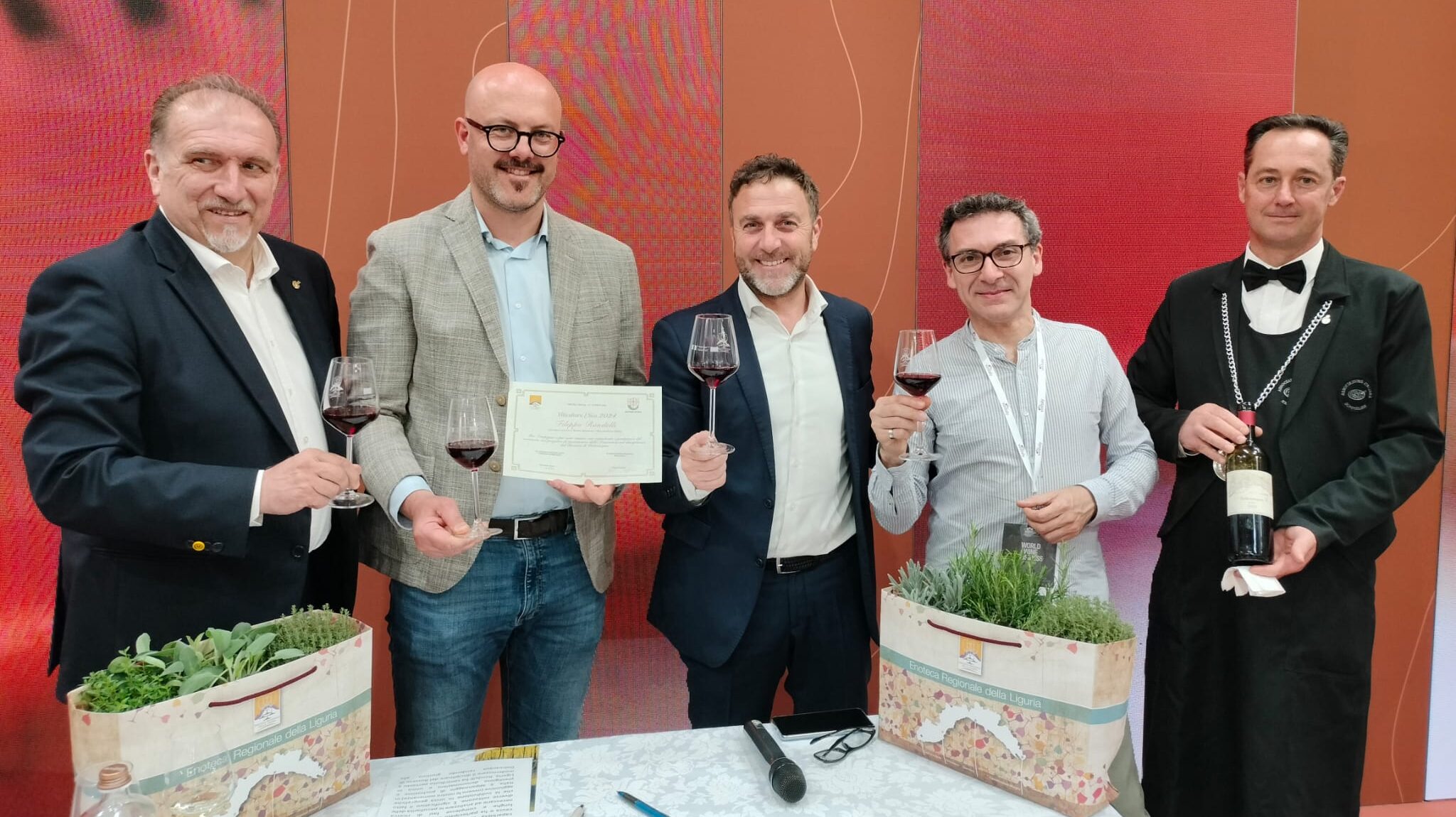 Articolo web: Riviera Time, 2024 - Terre Bianche, Dolceacqua