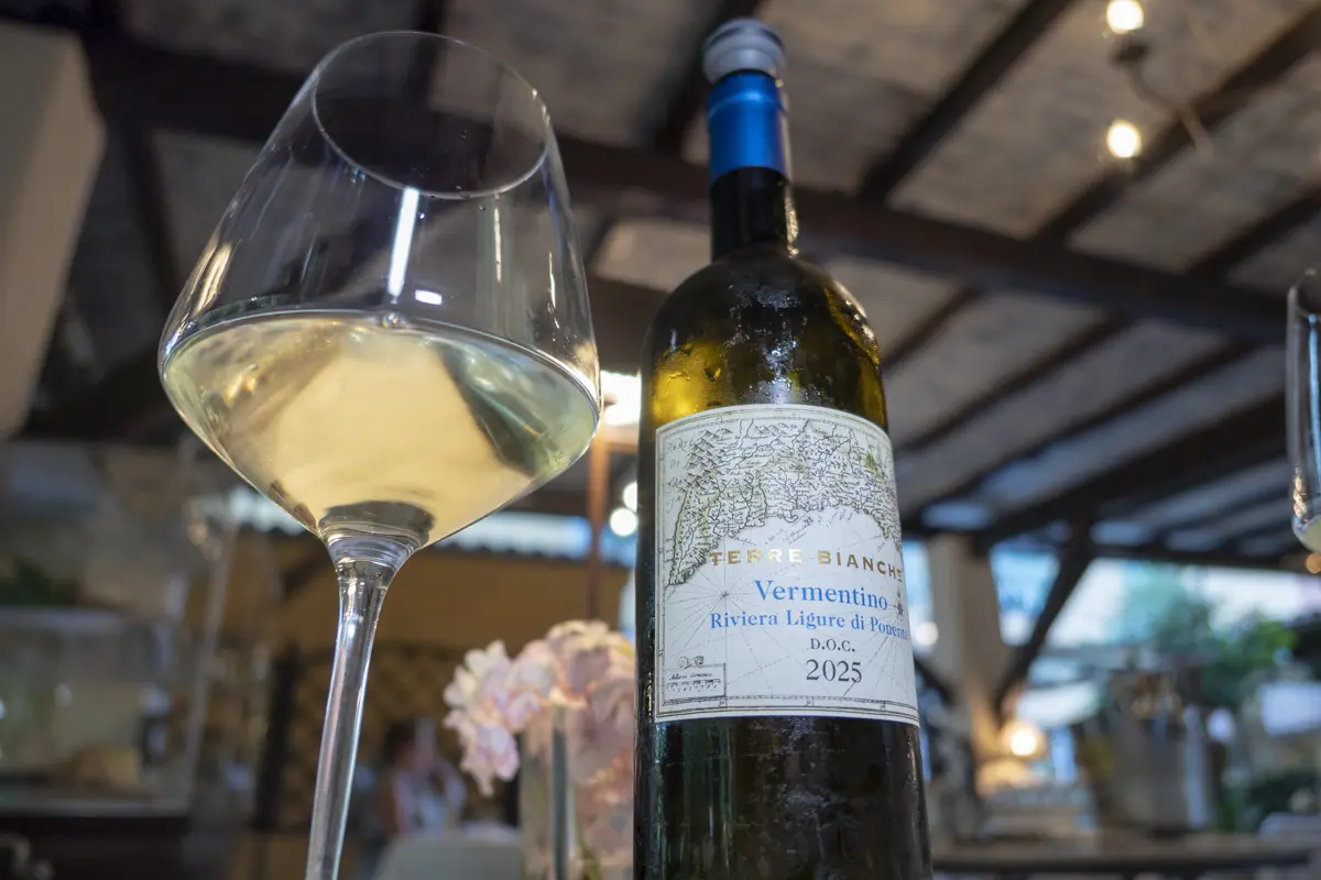 Articolo web: Convivium, 2026 - Terre Bianche, Dolceacqua