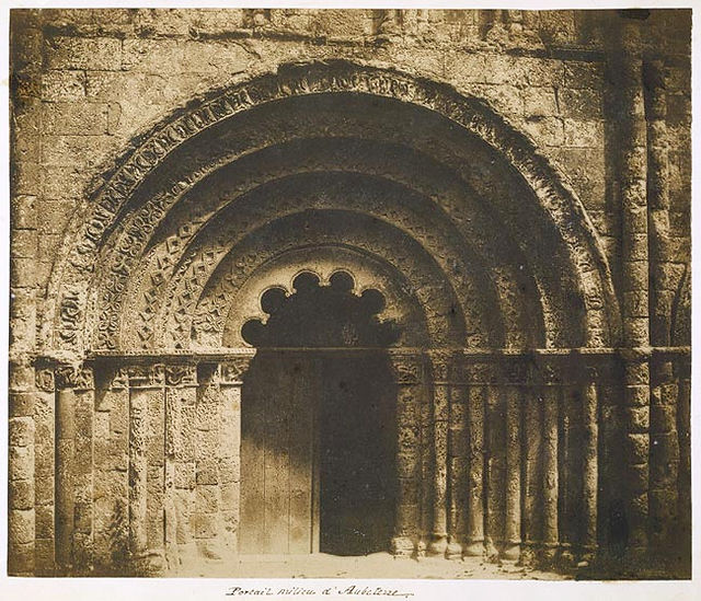 Portal de Saint Jacques en Aubeterre, Gustave Le Gray, 1851