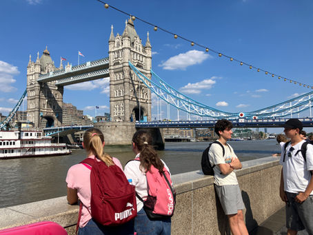 Students looking at Tower Bridge