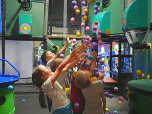 Escape the weather! Discover rainy day activities in Blaine, MN at The Fun Lab—your go-to indoor family fun destination near the Twin Cities.