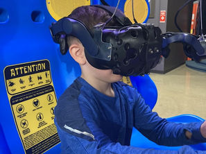 kids play virtual reality at the fun lab