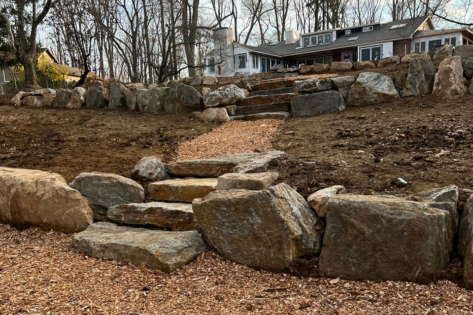 Natural Boulder Stonescape
