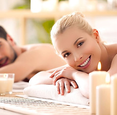 couple massage.jpg