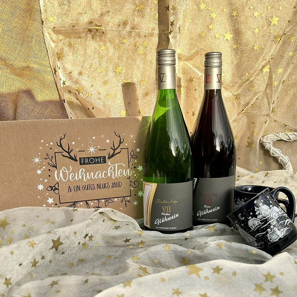 Wundervolles Geschenk für Genuss- und Weinliebhaber, Glühwein weiß und rot, zwei Tassen und toller Präsentkarton