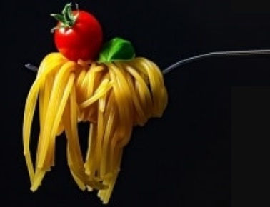 NEW YORK - Il volo della United Airline da Roma a Newark, è in orario. Sul volo c’è merce fresca (burrata, mozzarella, formaggi ed altri prodotti). Gli ordini ricevuti la settimana prima devono essere consegnati come al solito, in brevissimo tempo. New York, la città che non dorme mai, è stranamente silenziosa. La radio e i media trasmettono senza interruzione notizie devastanti sul Covid. Decessi, migliaia di ricoverati e di contagiati. In poche ore, il mondo chiude.