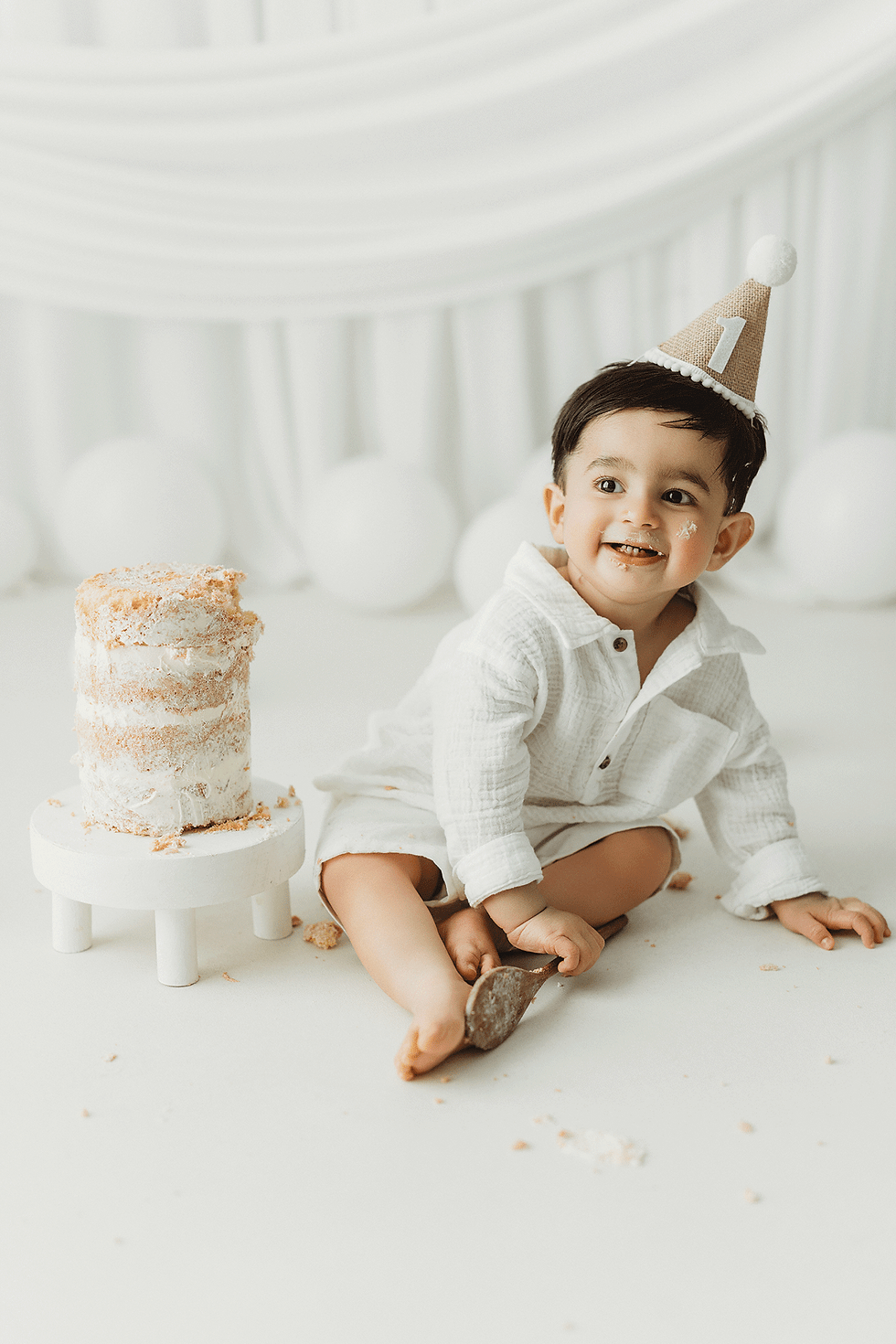 Cake smash photographer in Essex
