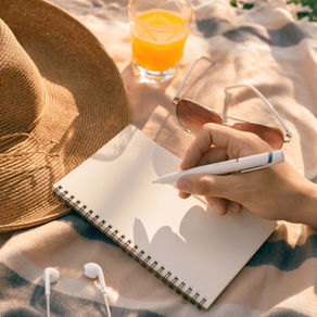 A Simple Guide to Summer Journaling 🌿