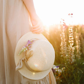How to Romanticize the First Warm Days of the Season 🌿